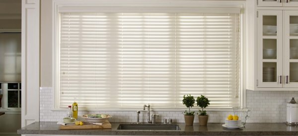 Rèm Sáo Gỗ Cao Cấp – Vẻ Đẹp Tự Nhiên Cho Phòng Khách | ZENDECOR